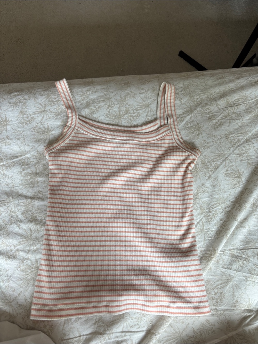 American Eagle Outfitters Striped Ribbed Tank Top in White and Light Pink